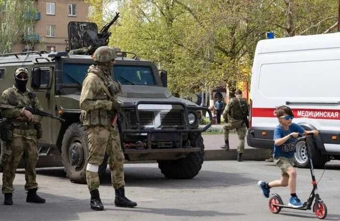 Окупанти на ТОТ відмовляються ставити на облік вагітних українок без російського паспорта, - ЦНС