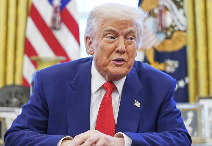 Трамп послабив частину торгових мит