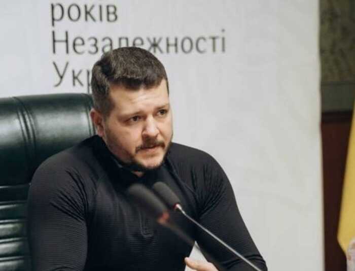Дружина голови Укртрансбезпеки Лагуніна під час війни придбала люксовий автомобіль за майже 5 мільйонів гривень