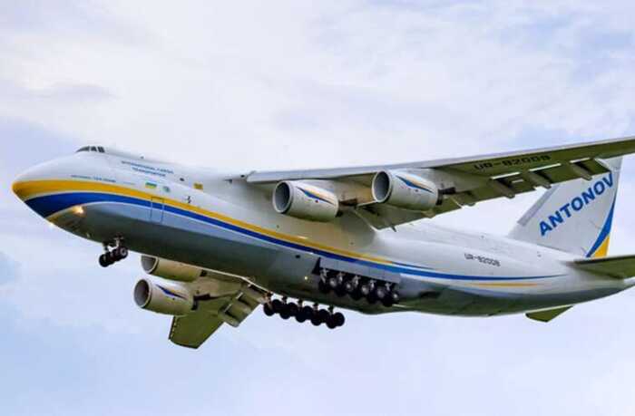 Українці бачили вантажний Ан-124 «Руслан» у небі над Києвом