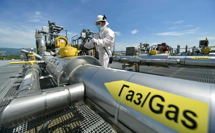 Падіння цін на нафту та втрата транзиту газу через Україну призвели до 20 мільярдів доларів втрат Росії за півроку — росЗМІ