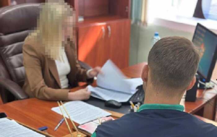 Посадовиця Держгеокадастру організувала схему для передачі за безцінь землі заповідного фонду на мільйони